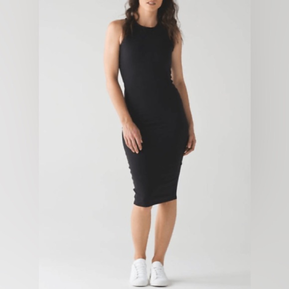 LULULEMON Picnic Play Dress SIZE 6